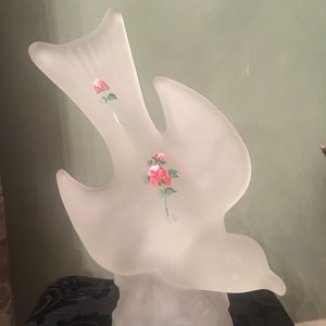 Vintage Frosted Glass Bird Fenton??